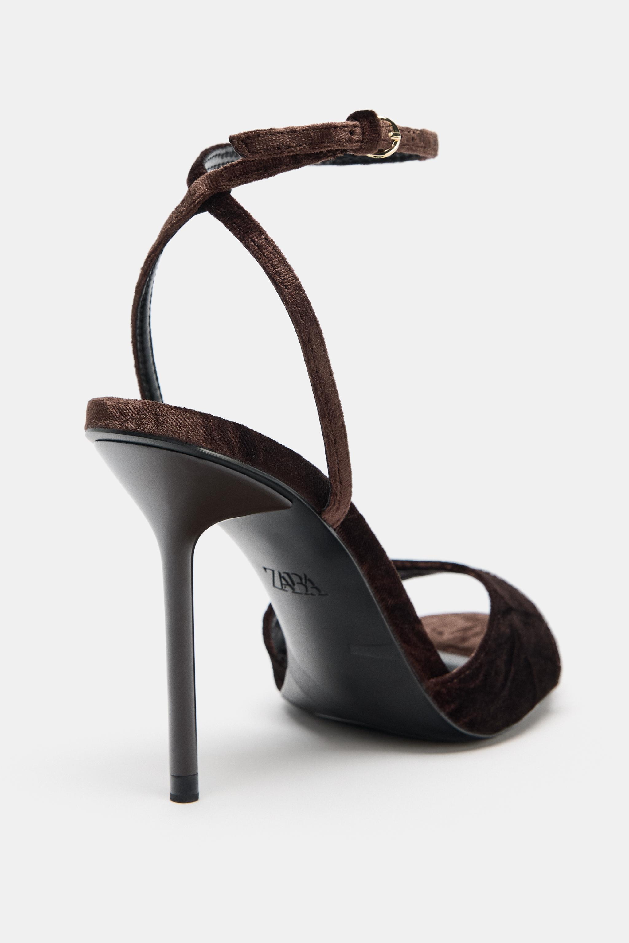 VELVET EFFECT HEELED SANDALS